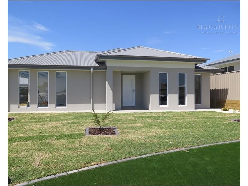 1/15 Chang Avenue, Lloyd NSW 2650