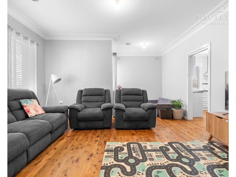 32 Northcott Parade, Mount Austin NSW 2650