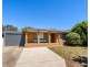 8 Pinaroo Drive, Glenfield Park NSW 2650