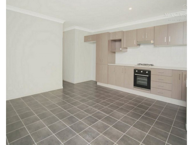 1/57 Coppabella Drive, Gobbagombalin NSW 2650