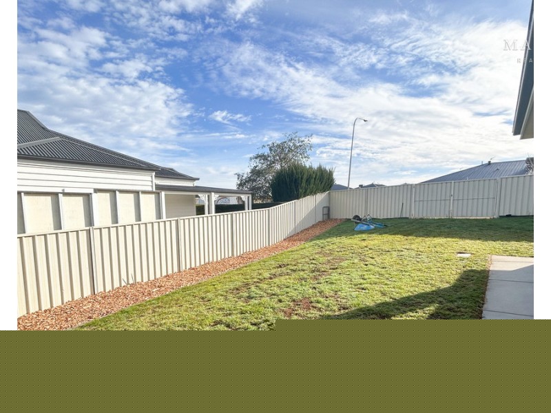 28 Rainbow Drive, Estella NSW 2650