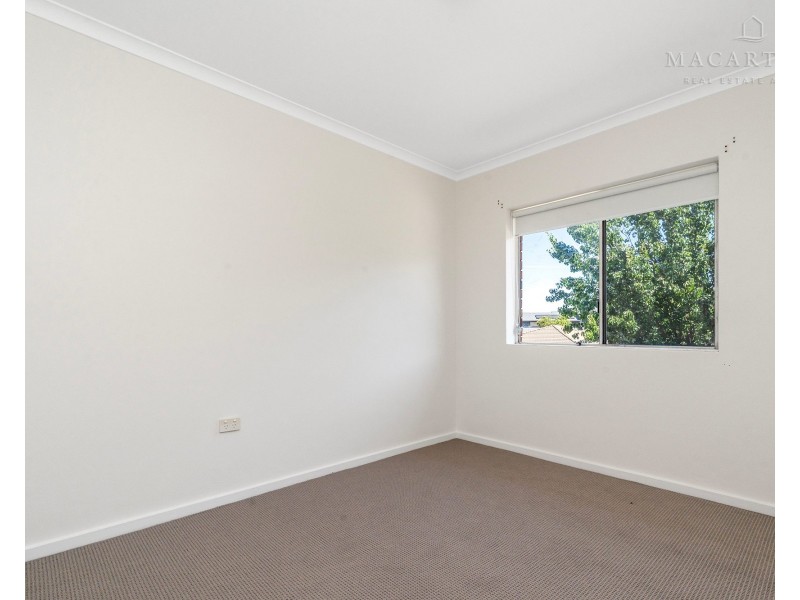 8/187 Lake Albert Road, Kooringal NSW 2650