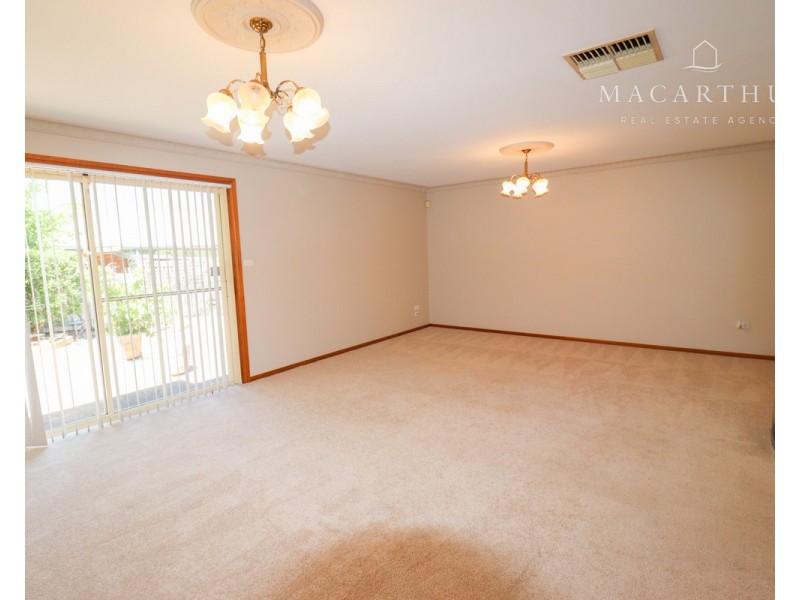 2/6 Randall Street, Kooringal NSW 2650