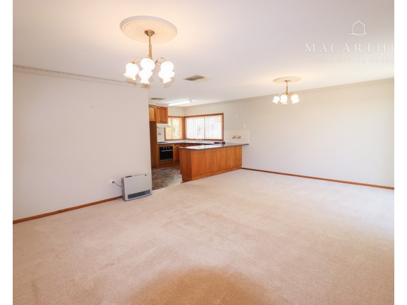 2/6 Randall Street, Kooringal NSW 2650
