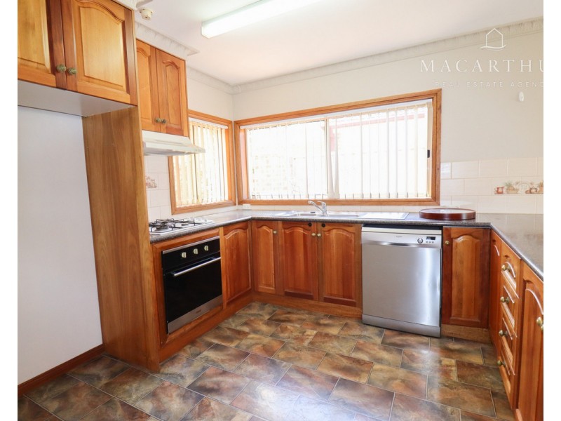2/6 Randall Street, Kooringal NSW 2650