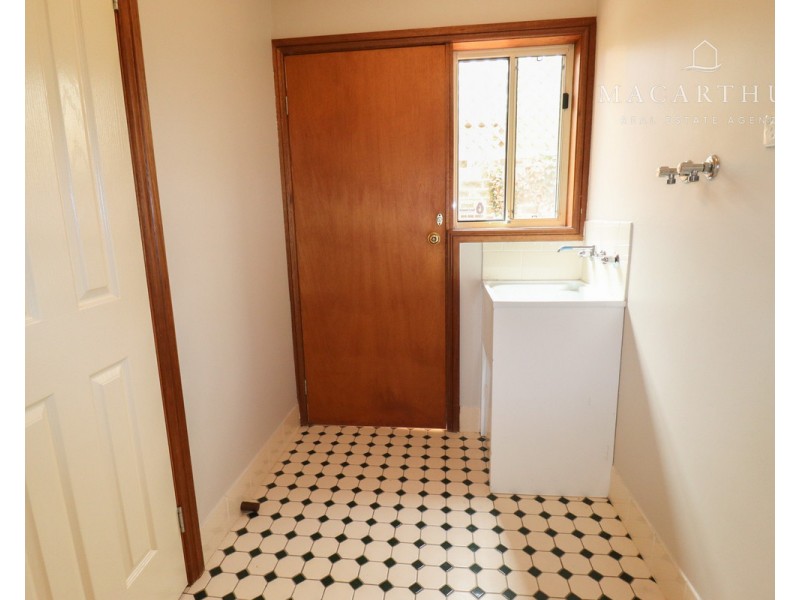 2/6 Randall Street, Kooringal NSW 2650