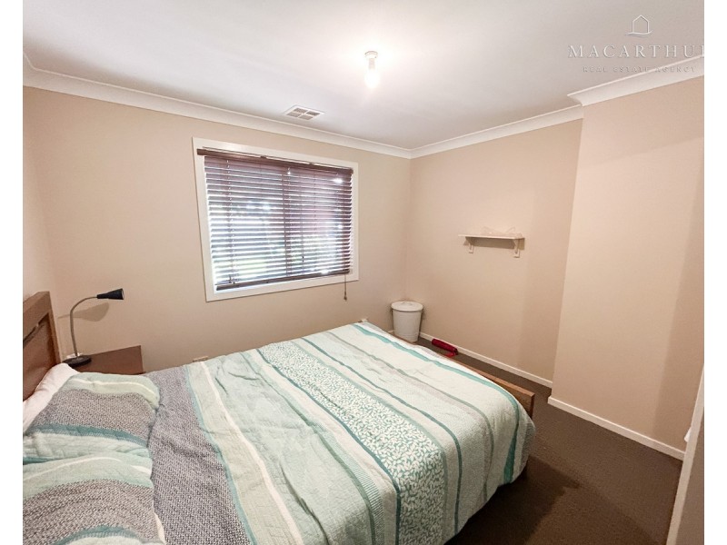 7 Cooba Place, Estella NSW 2650