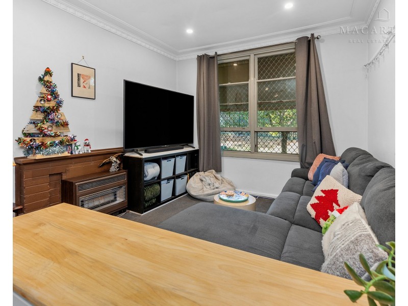 1 Margaret Avenue, Mount Austin NSW 2650