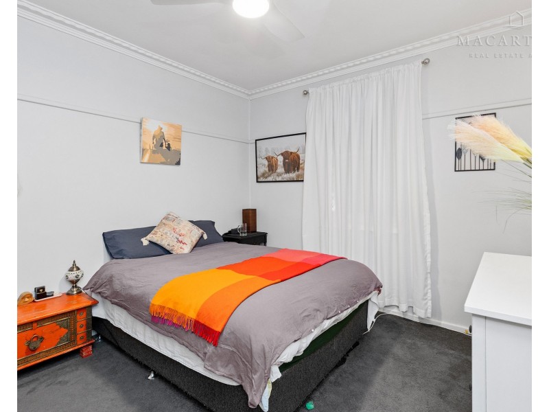 1 Margaret Avenue, Mount Austin NSW 2650