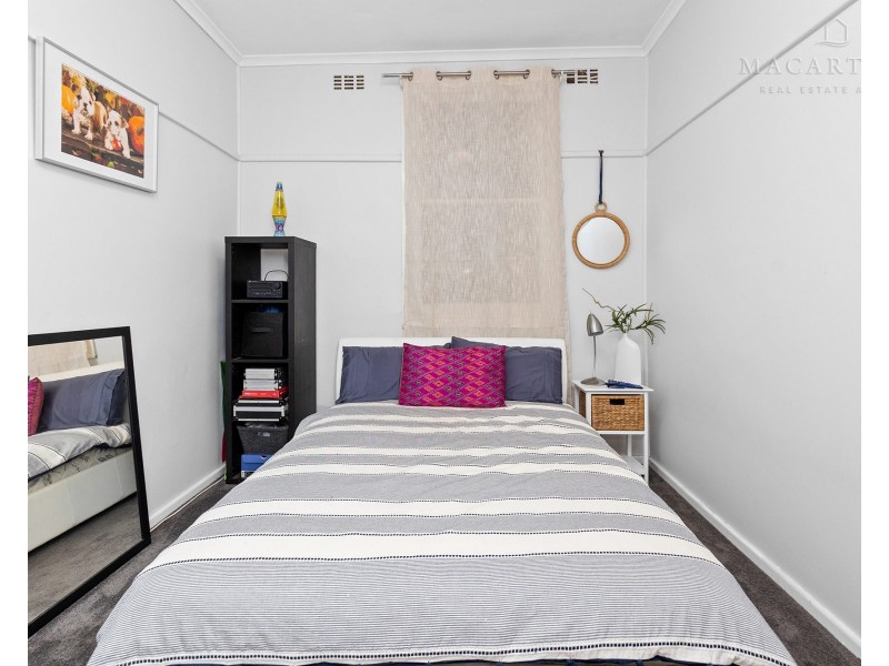 1 Margaret Avenue, Mount Austin NSW 2650