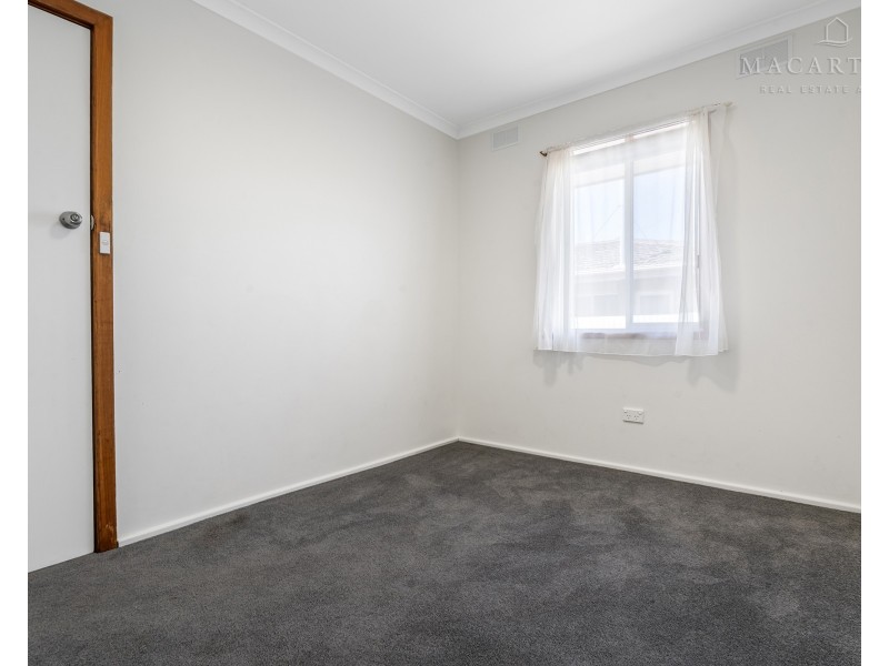 1/8 Higgins Avenue, Wagga Wagga NSW 2650