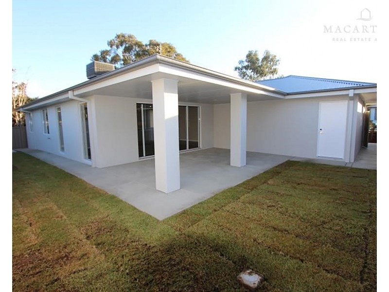 26 Strickland Drive, Boorooma NSW 2650