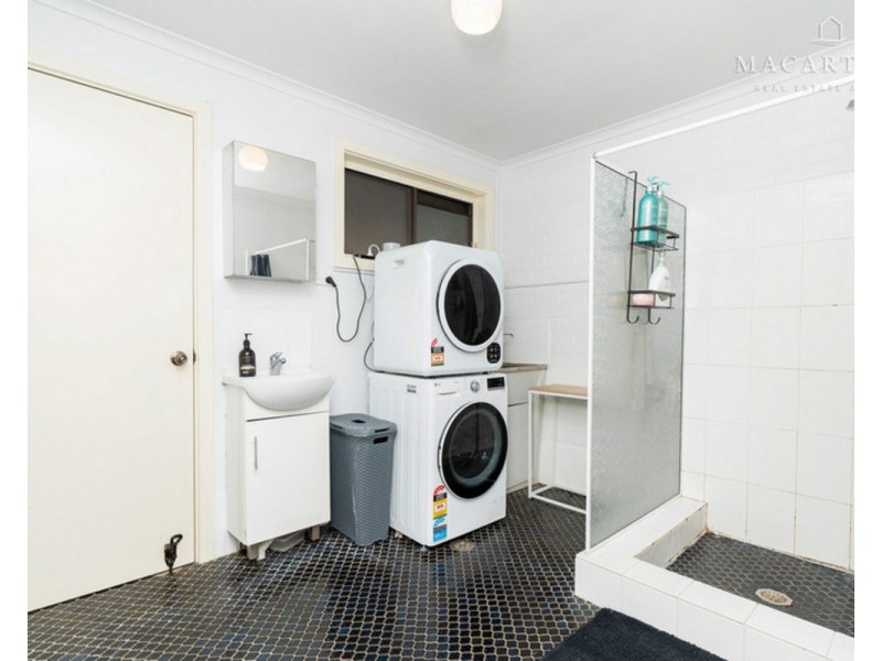 3/270 Fernleigh Road, Mount Austin NSW 2650