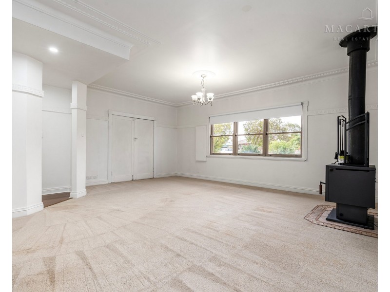 34 Heath Street, Turvey Park NSW 2650