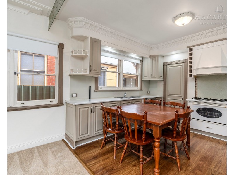 34 Heath Street, Turvey Park NSW 2650