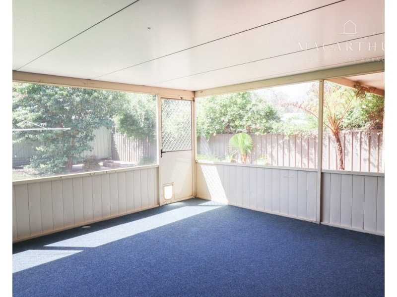 1 Jasmin Crescent, Lake Albert NSW 2650