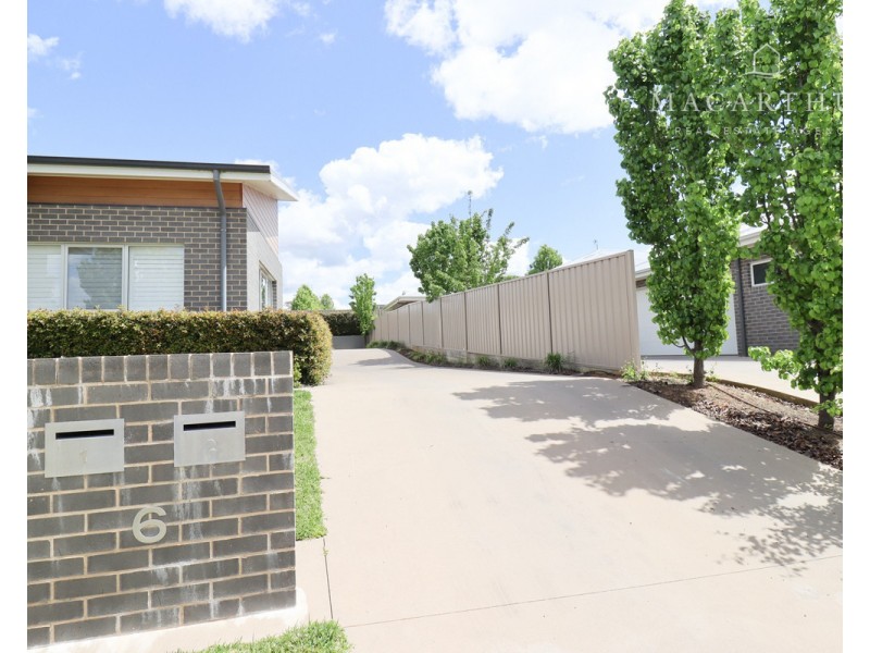2/6 Rose Place, Boorooma NSW 2650
