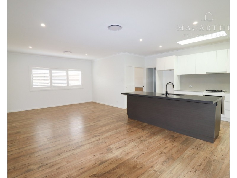 2/6 Rose Place, Boorooma NSW 2650