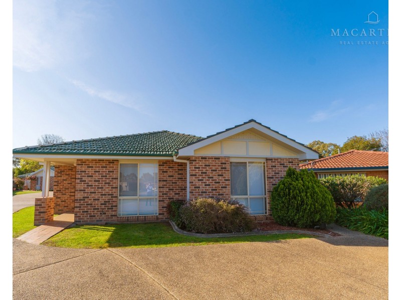 1/58 Cutler Avenue, Kooringal NSW 2650