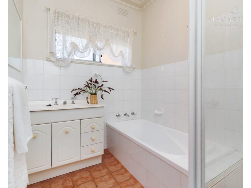 20 Boronia Street, Kooringal NSW 2650