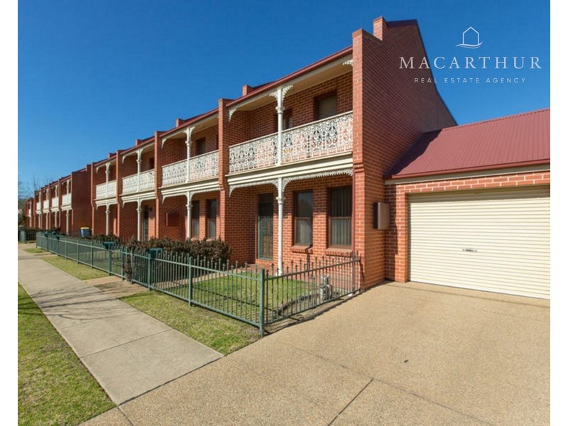 8/34 Travers Street, Wagga Wagga NSW 2650