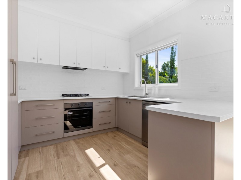 7 Acacia Street, Kooringal NSW 2650