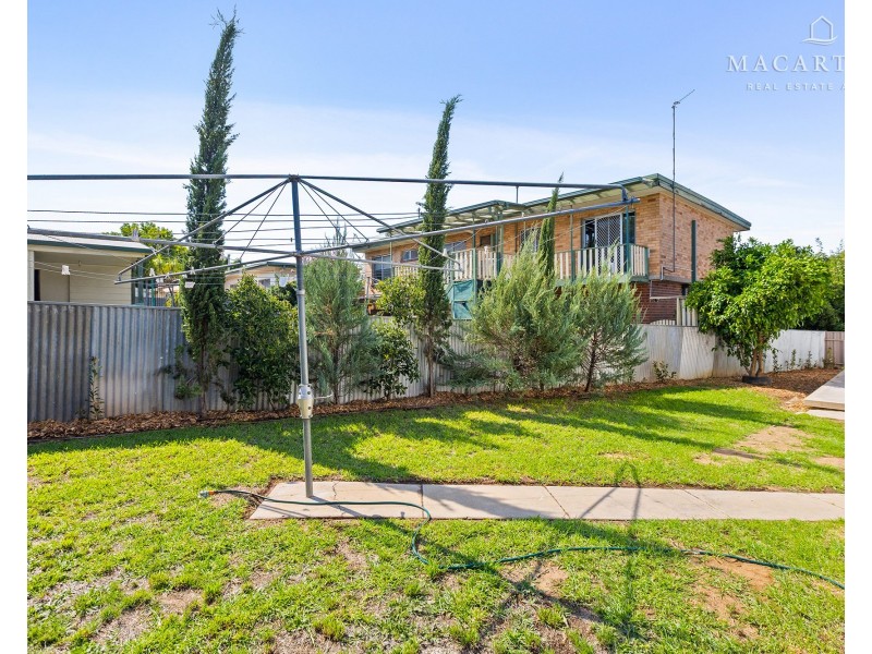 7 Acacia Street, Kooringal NSW 2650