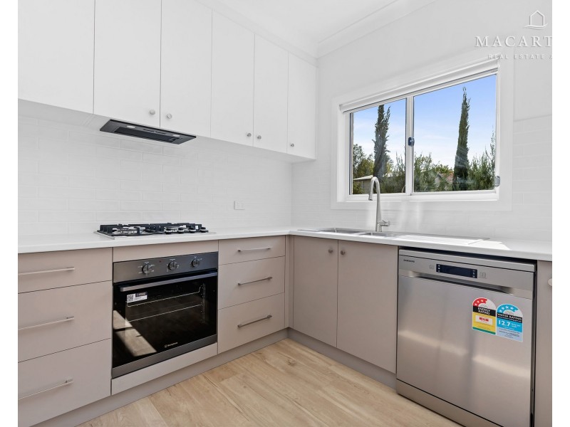 7 Acacia Street, Kooringal NSW 2650