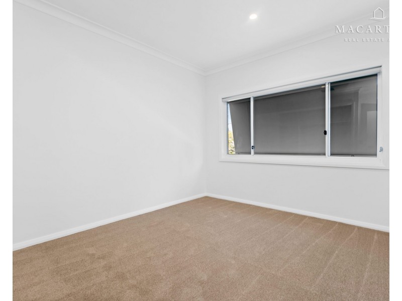 7 Acacia Street, Kooringal NSW 2650