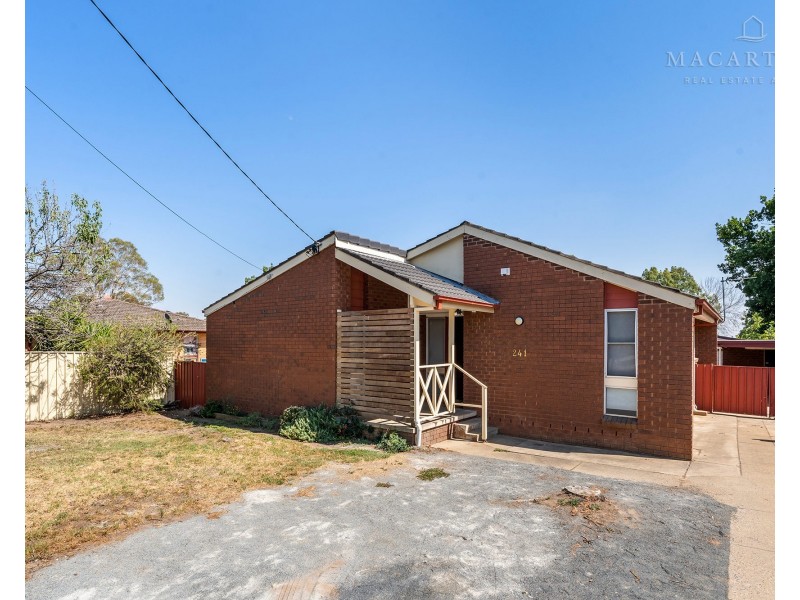 241 Fernleigh Road, Ashmont NSW 2650