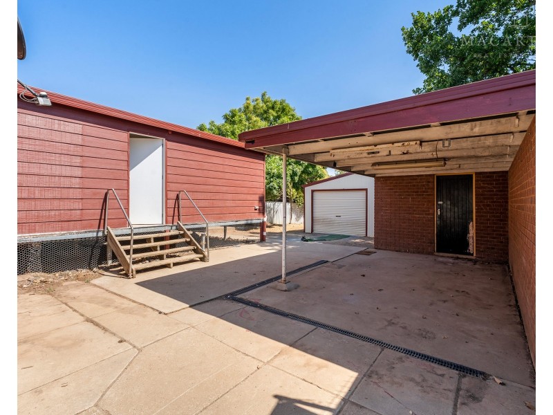 241 Fernleigh Road, Ashmont NSW 2650