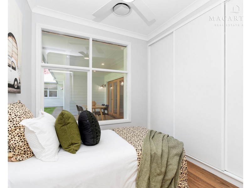 26 Dalkeith Avenue, Lake Albert NSW 2650