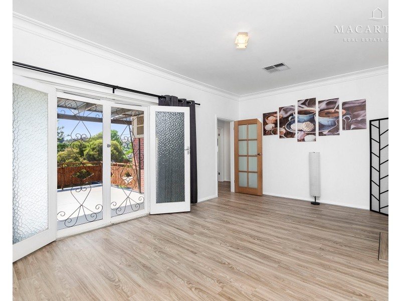 32 Warrawong Street, Kooringal NSW 2650