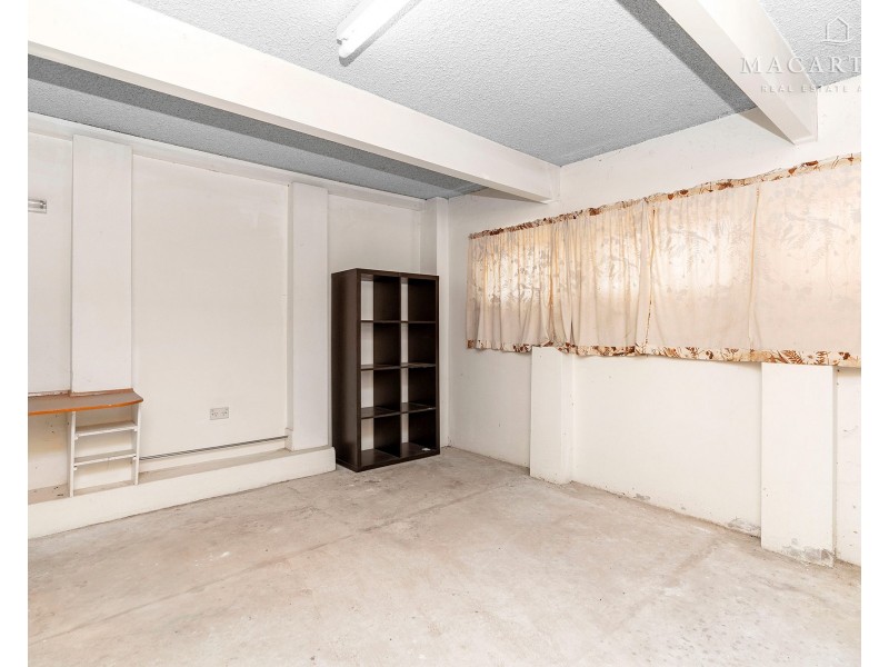 32 Warrawong Street, Kooringal NSW 2650