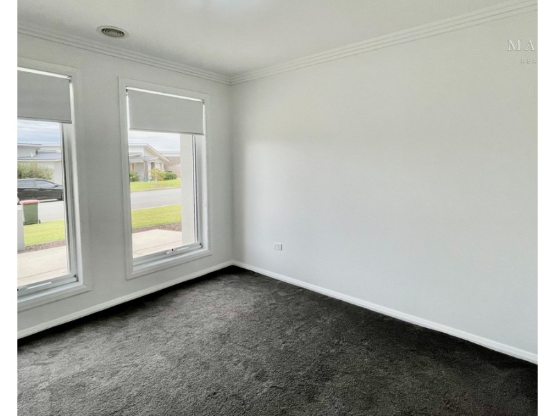 15 Trumper Street, Boorooma NSW 2650