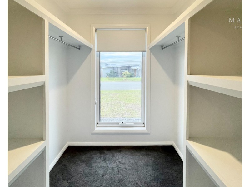 15 Trumper Street, Boorooma NSW 2650