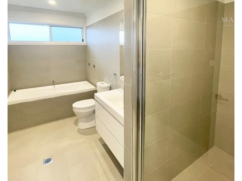 15 Trumper Street, Boorooma NSW 2650