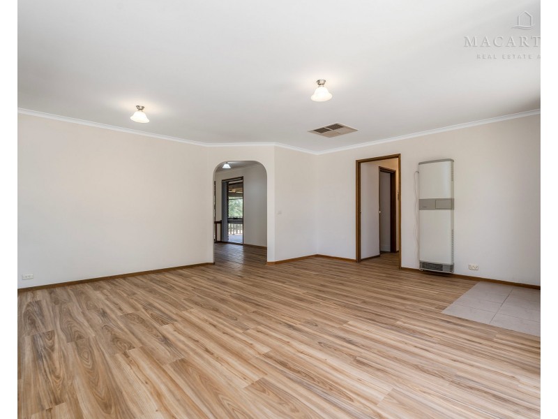 56 Undurra Drive, Glenfield Park NSW 2650