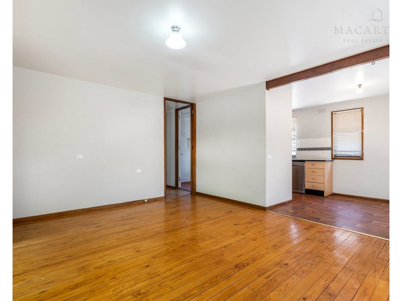 6 Callaghan Street, Ashmont NSW 2650
