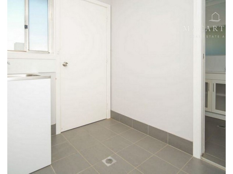 3/22 Inglis Street, Lake Albert NSW 2650