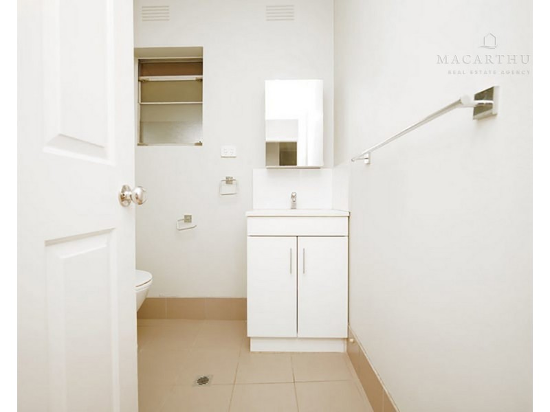 2/28 Higgins Avenue, Wagga Wagga NSW 2650