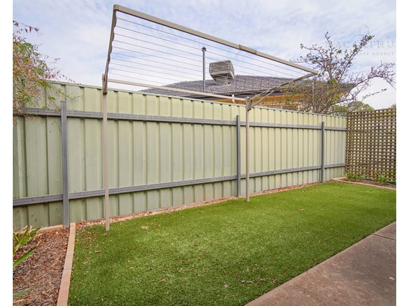 2/28 Higgins Avenue, Wagga Wagga NSW 2650