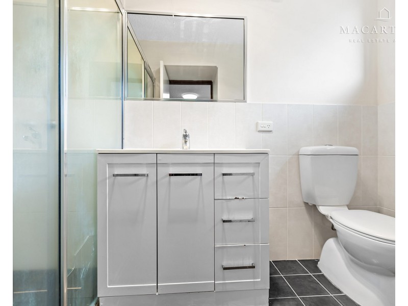 50 Balmoral Crescent, Lake Albert NSW 2650