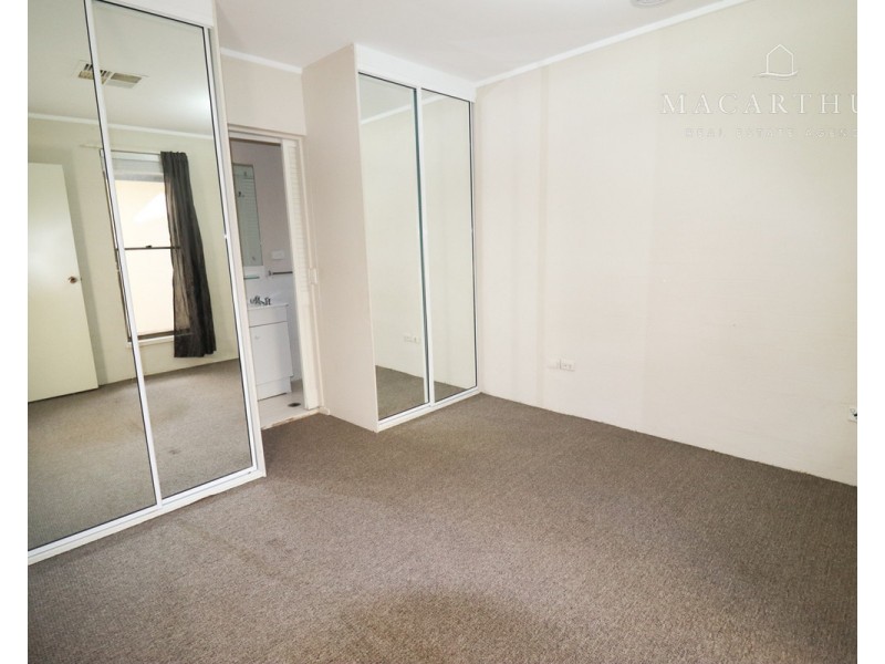 48 Wilks Avenue, Kooringal NSW 2650