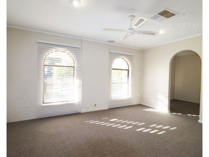 48 Wilks Avenue, Kooringal NSW 2650