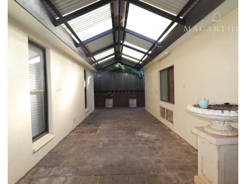 48 Wilks Avenue, Kooringal NSW 2650