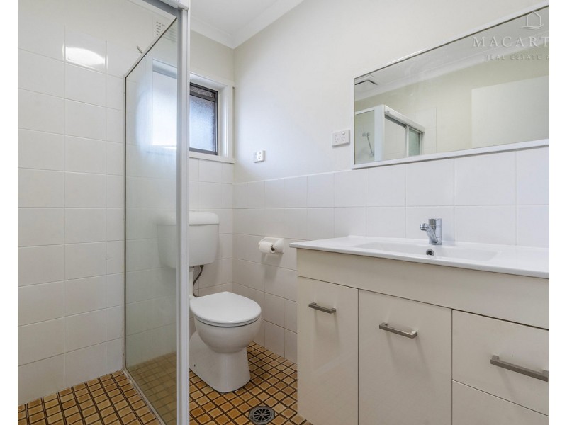 2/8 Higgins Avenue, Wagga Wagga NSW 2650