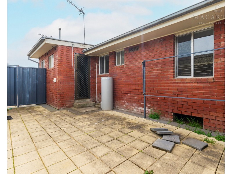 2/8 Higgins Avenue, Wagga Wagga NSW 2650