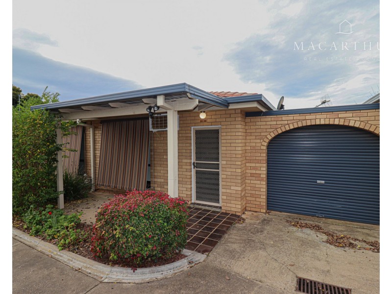2/10 Kokoda Street, Ashmont NSW 2650