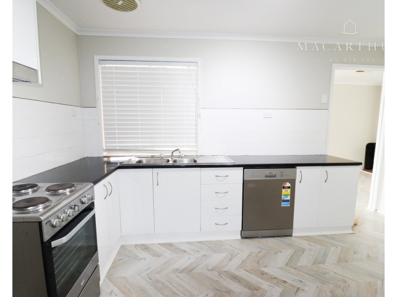 42 Dunn Avenue, Forest Hill NSW 2651